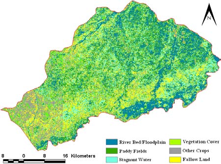 Figure 7 shows supervised classification 2010, Narowal. The classification was applied upon Landsat TM image acquired on 2 nd November, 2010. The findings showed that the river bed/floodplain covered the area of 481.90 km 2 (18.71%), paddy fields 400.14 vegetation cover 320.48 km 2 (12.45%), fallow land 546.16 km 2 (21.22%) while other crops covered the area of 467.01 km 2 (18.14%). Accuracy assessment is given in the Table4.