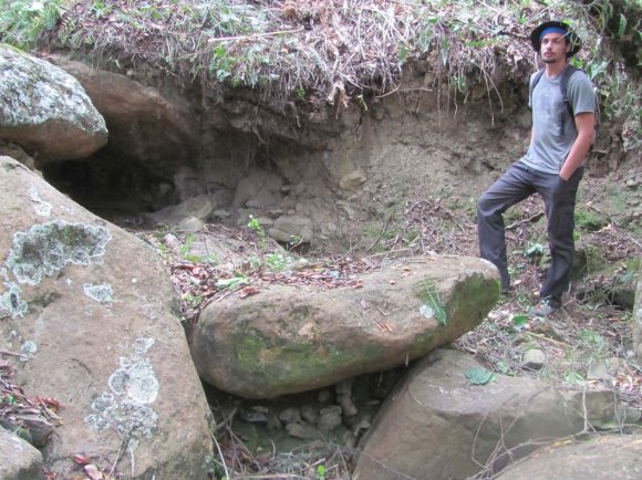 Figure 1: Map of Colombia and the Department of Boyacá showing the locations of Valley of Leiva, the site of El Infiernito, the town of Villa de Leyva, as well as other towns -sites throughout valley