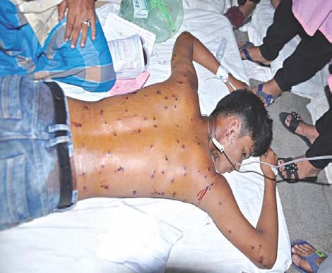 Figure 1: Visual representation of the impact of rumors on Facebook in Borhanudding, Bhola. 'Tawhidi Muslim Janata' activists, closely watched by riot police, gather for a rally in Bhola's Borhanuddin Upazila on October 20 2019. Star file photo