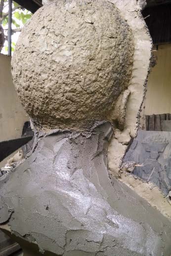 Fig. 37: The final metal bust of Osagyefo Dr. Kwame Nkrumah b) AppreciationOsagyefo Dr. Kwame Nkrumah was the main centre of focus in this project since he was the first leader of Independent Ghana and even before the time former Ghana which was known as the Gold Coast. On March 6, 1957, at 12 am, Nkrumah declared Ghana to be an independent nation. In celebration and in respect he was given the title of Osagyefo by the people, which translates as "redeemer" or "the victorious one" in the Akan tongue. Today, Nkrumah is still one of the most respected leaders in African history. His legacy lives on today in the continued existence of Convention People's Party. He has been honoured throughout the nation. A typical example is the Kwame Nkrumah Mausoleum and the Kwame Nkrumah University of Science and Technology.The facial characteristics of the metal figure is what defines it as a portrait of Osagyefo Dr. Kwame Nkrumah. These characteristics includes the eyes, ears, nose and the overall structure of the face. These characteristics are not dissimilar from that of the clay